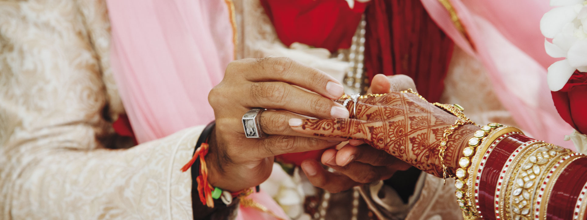 South Indian Wedding Stock Photo - Download Image Now - Adult, Adults Only,  Bangle - iStock